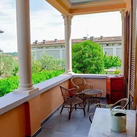 Ines Garden - With Private Parking & Garden * Salò