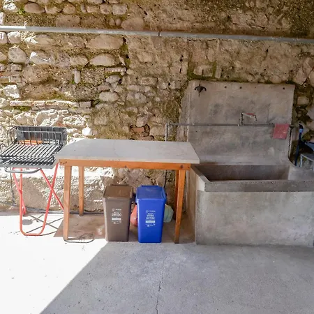 Daire Ines Garden - With Private Parking & Garden Salò