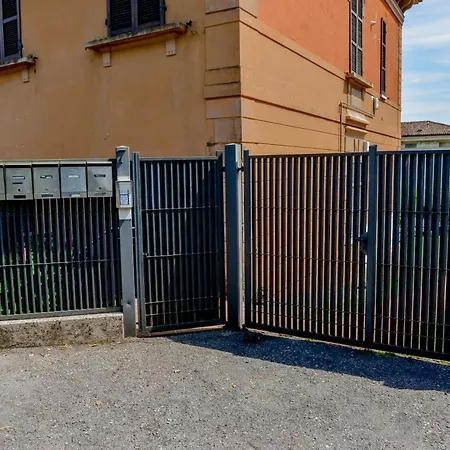 Ines Garden - With Private Parking & Garden *