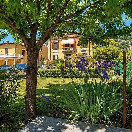 Ines Garden - With Private Parking & Garden Apartamento *