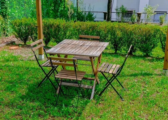 Ines Garden - With Private Parking & Garden アパート サロ
